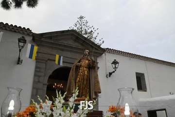 Misa y procesión de San Francisco en Telde/Francisco Javier Santana y Antonio Alí.
